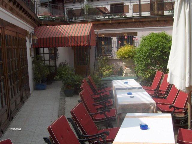 Vervins 拉图尔·杜洛伊旅馆酒店 外观 照片